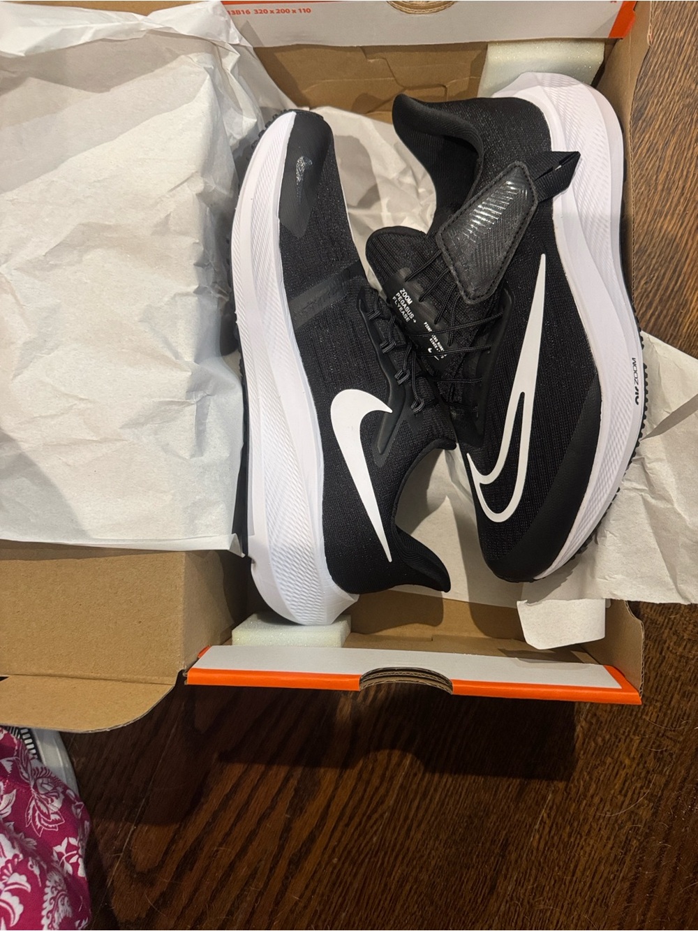Nike Women’s Athletic Running Shoes/US 7.5/Black & White/Laces & velcro/NEW!!